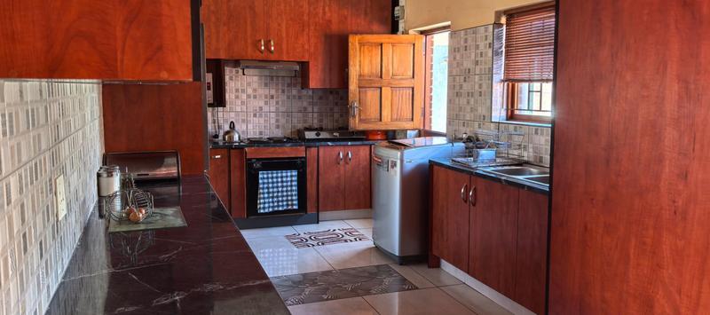 3 Bedroom Property for Sale in Heiderand Western Cape